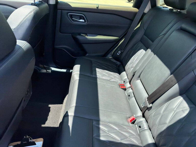 2023 Nissan Rogue Platinum