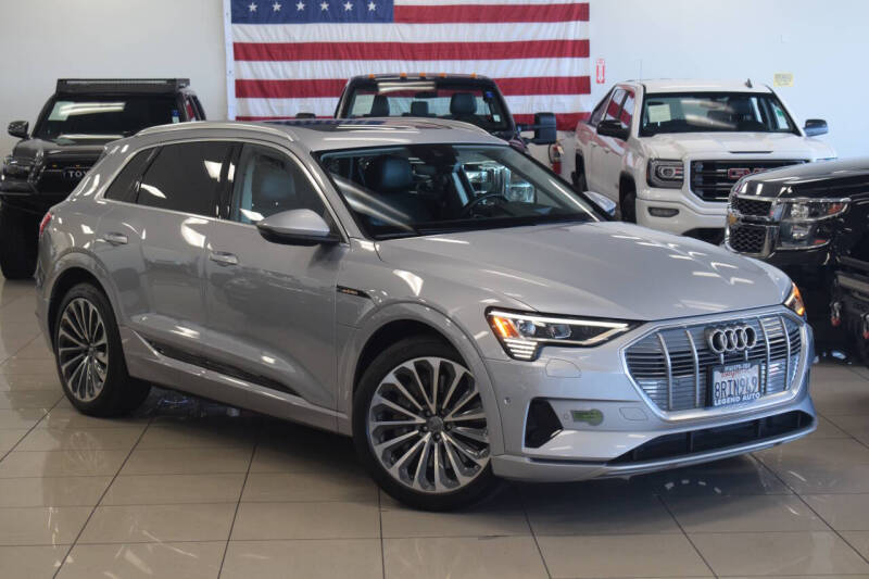 2019 Audi e-tron quattro Prestige