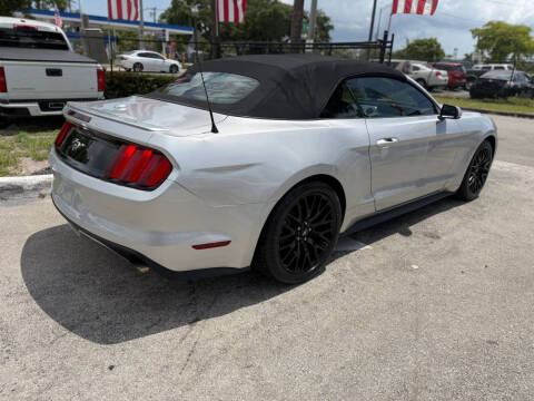 2017 Ford Mustang EcoBoost Premium