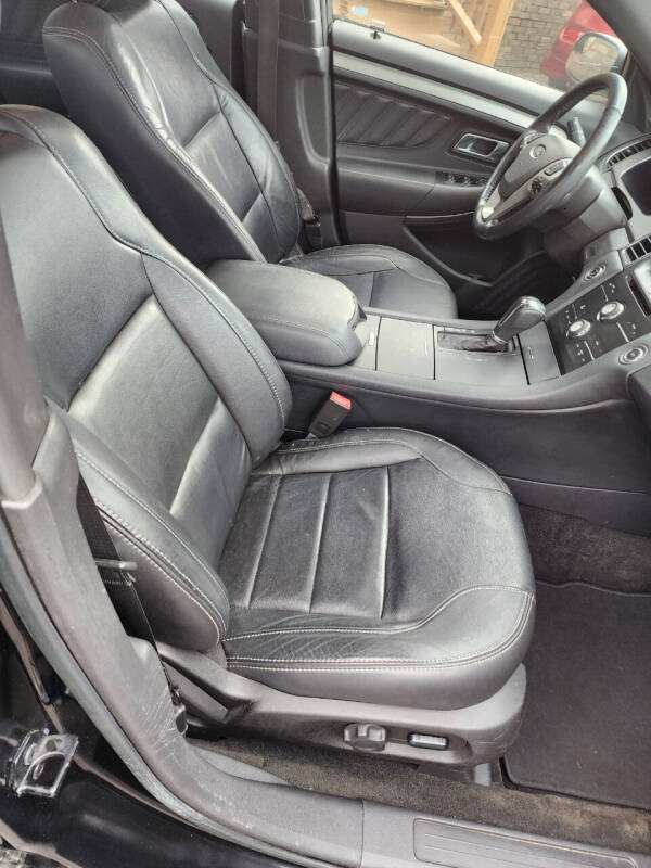 2015 Ford Taurus SEL