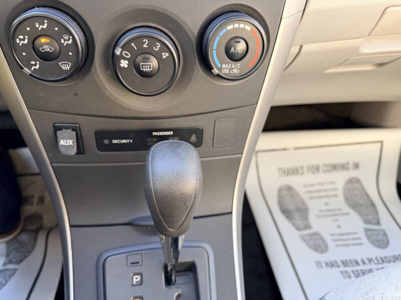 2009 Toyota Corolla LE