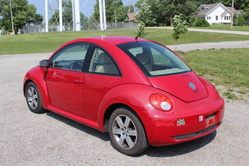 2006 Volkswagen New Beetle 2.5