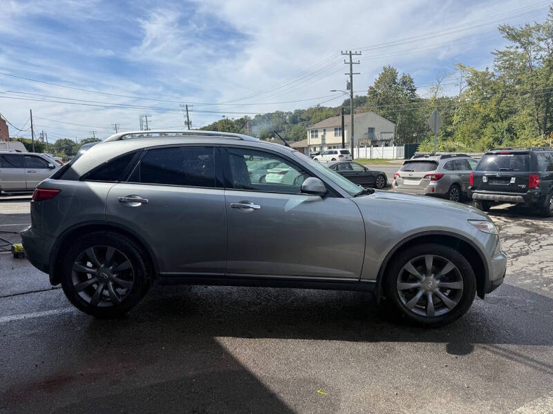 2004 Infiniti FX35
