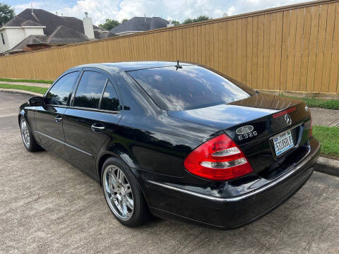 2005 Mercedes-Benz E-Class E 320