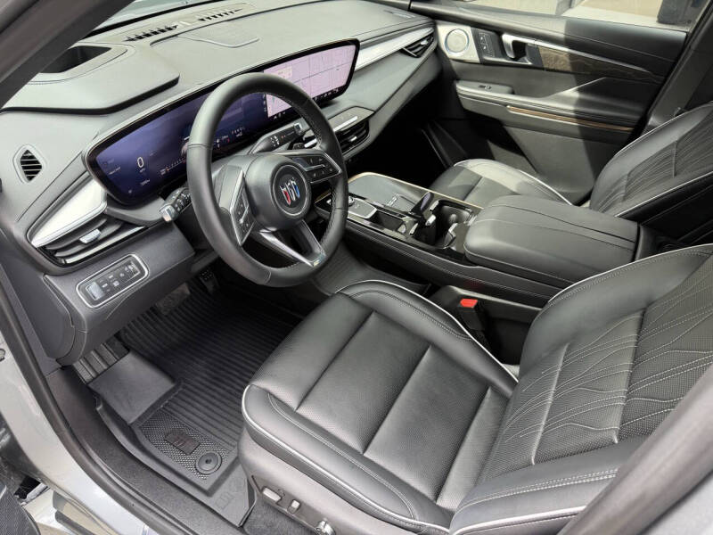 2025 Buick Enclave Avenir