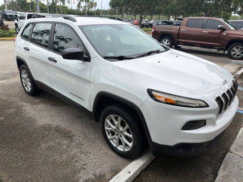 2016 Jeep Cherokee Sport