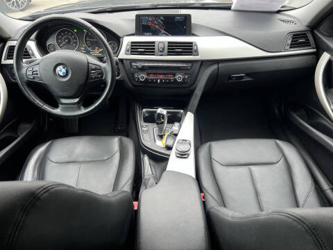 2014 BMW 3 Series 320i xDrive