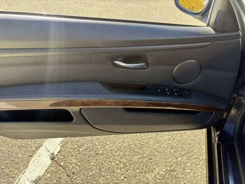 2011 BMW 3 Series 328i