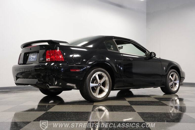 2003 Ford Mustang Mach 1 Premium