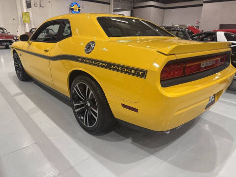 2012 Dodge Challenger SRT8 Yellow Jacket
