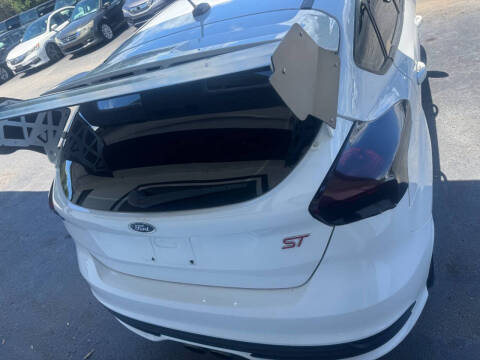 2017 Ford Focus ST