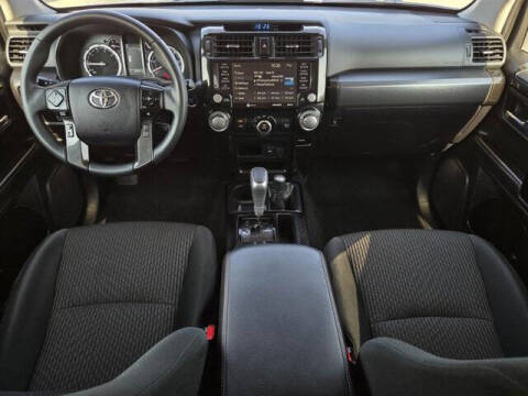 2024 Toyota 4Runner TRD Off-Road