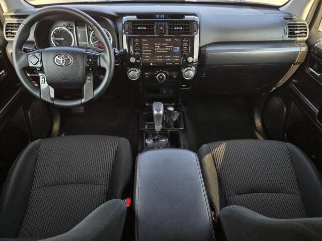 2024 Toyota 4Runner TRD Off-Road