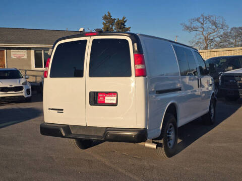 2016 Chevrolet Express 2500