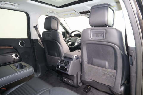 2023 Land Rover Discovery P300 S