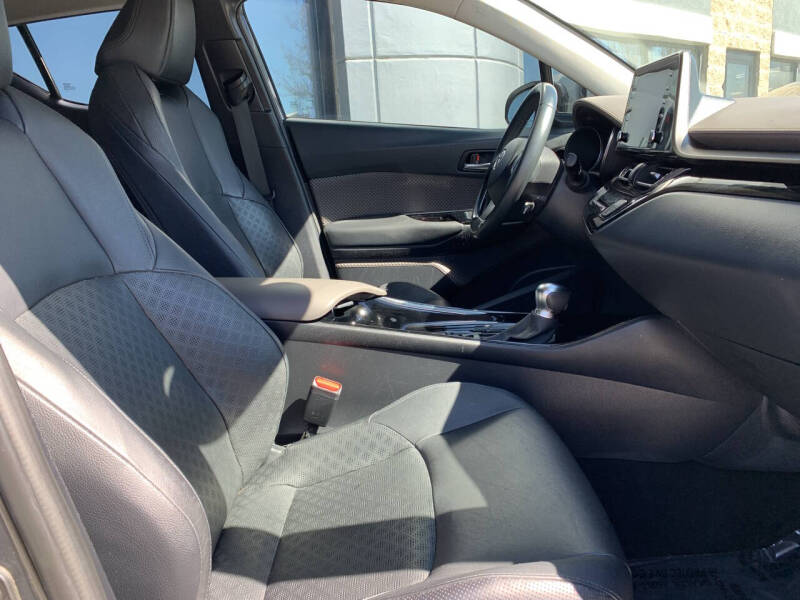 2022 Toyota C-HR Nightshade