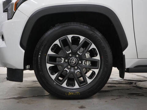 2025 Toyota Sequoia SR5