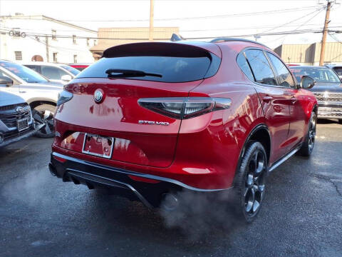 2024 Alfa Romeo Stelvio Veloce