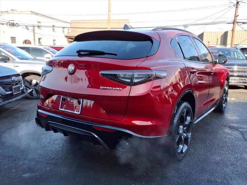 2024 Alfa Romeo Stelvio Veloce