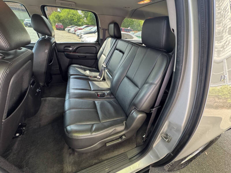 2012 Chevrolet Suburban LT