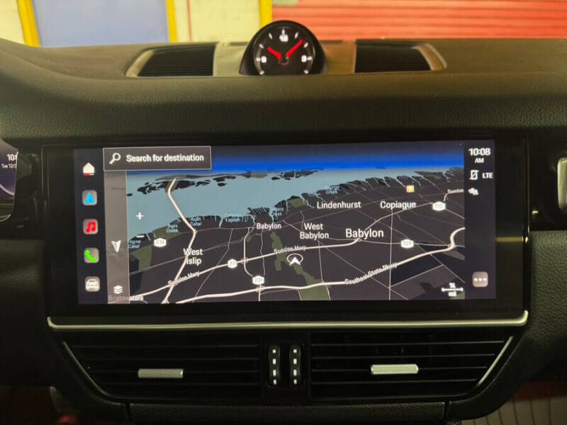 2022 Porsche Cayenne S Coupe Platinum Edition