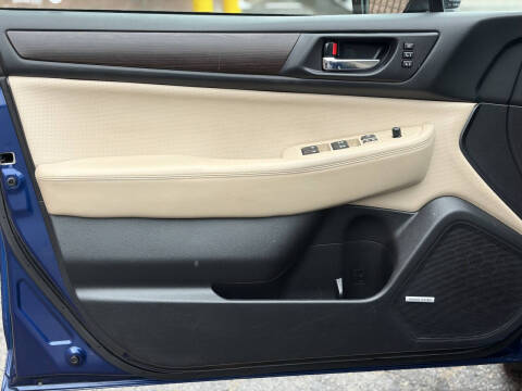 2017 Subaru Legacy 3.6R Limited