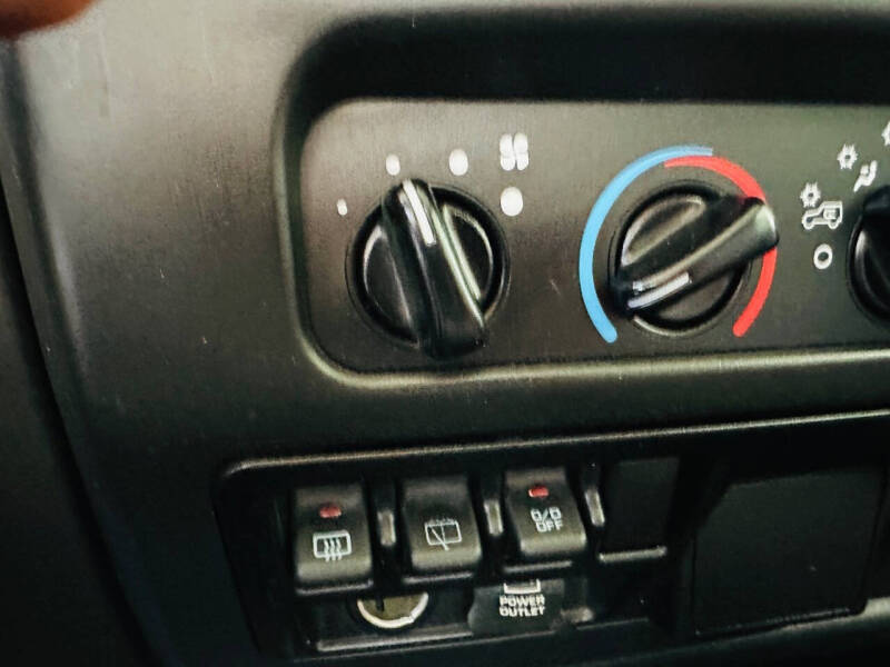 2005 Jeep Wrangler X