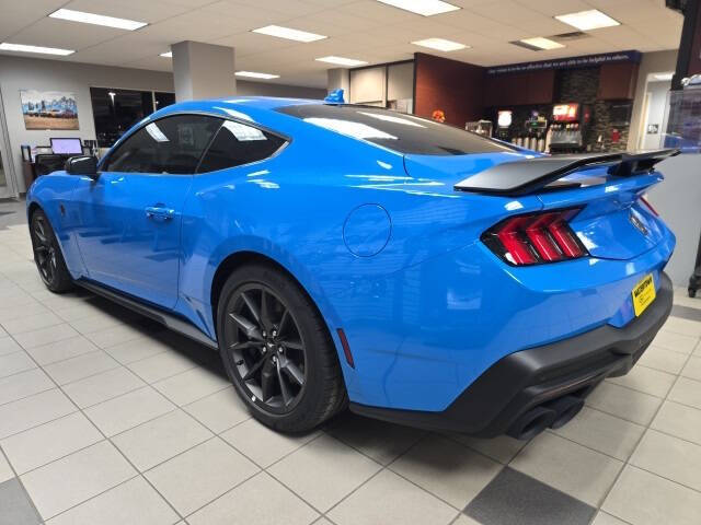 2025 Ford Mustang Dark Horse