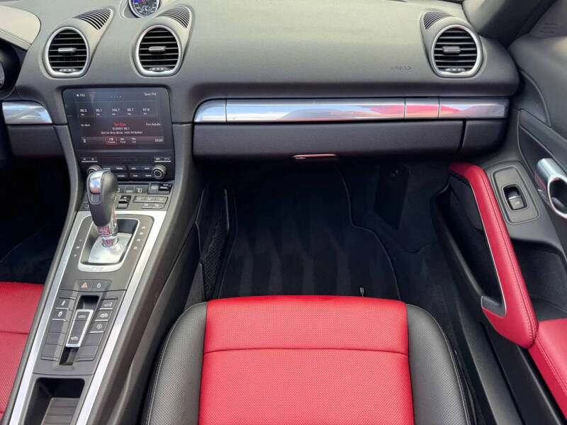 2024 Porsche 718 Boxster