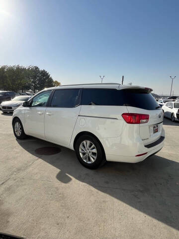 2018 Kia Sedona LX
