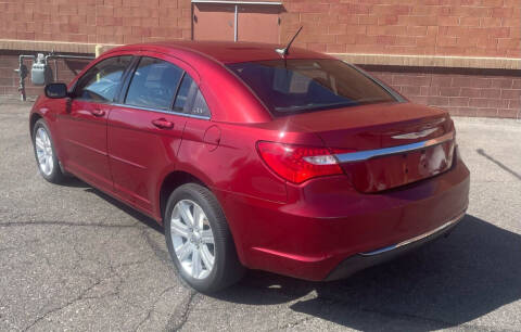 2013 Chrysler 200 Touring