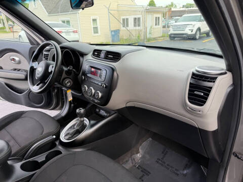 2014 Kia Soul +