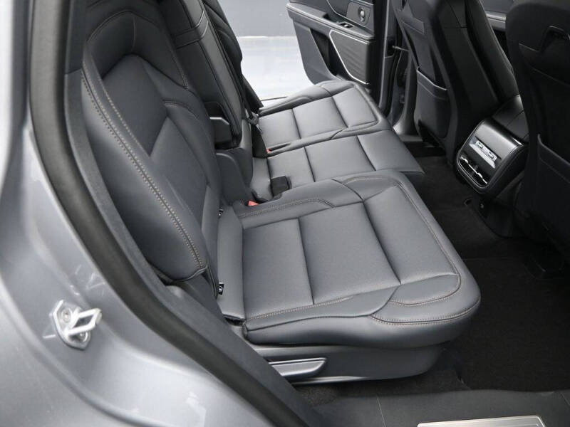 2025 Lincoln Nautilus Hybrid Premiere