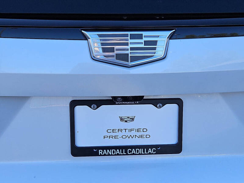 2023 Cadillac Escalade Sport