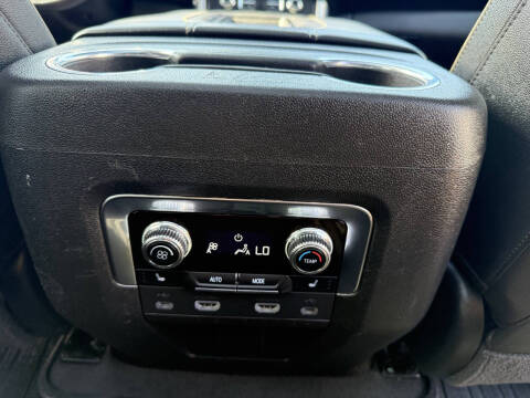 2021 GMC Yukon XL SLT