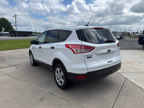 2016 Ford Escape S