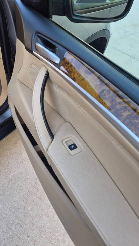 2009 BMW X5 xDrive30i