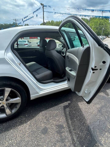 2012 Chevrolet Malibu LS