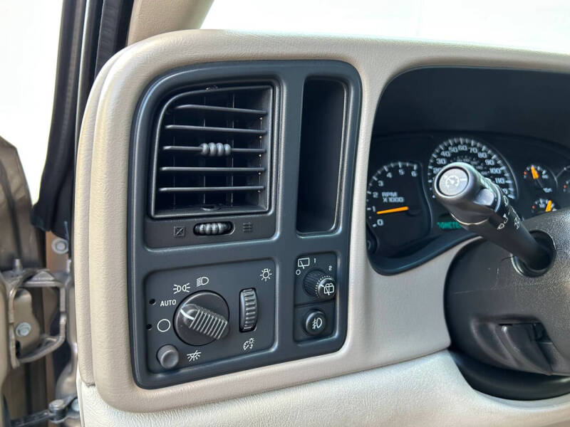2003 Chevrolet Suburban