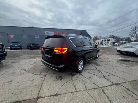 2019 Chrysler Pacifica Touring L