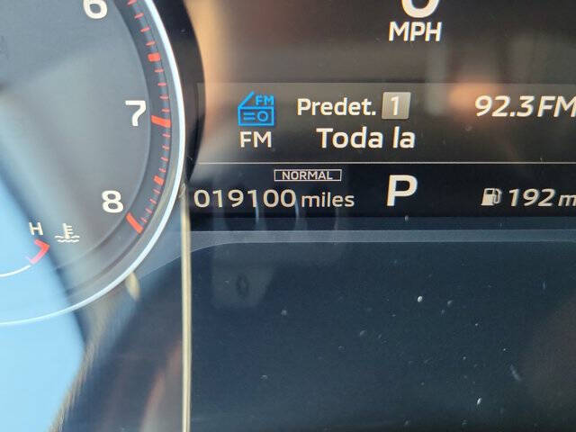 2024 Mitsubishi Outlander ES