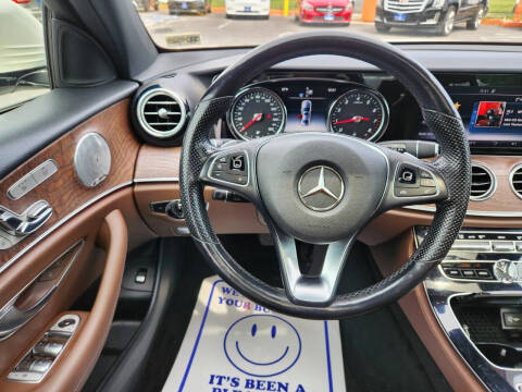 2017 Mercedes-Benz E-Class E 300 4MATIC