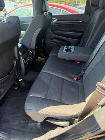 2018 Jeep Grand Cherokee Laredo