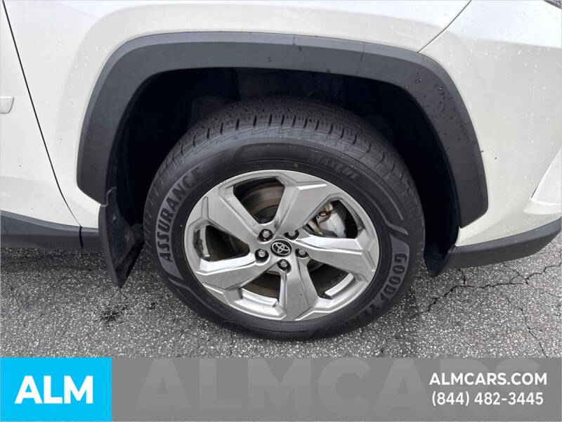 2021 Toyota RAV4 Hybrid XLE Premium