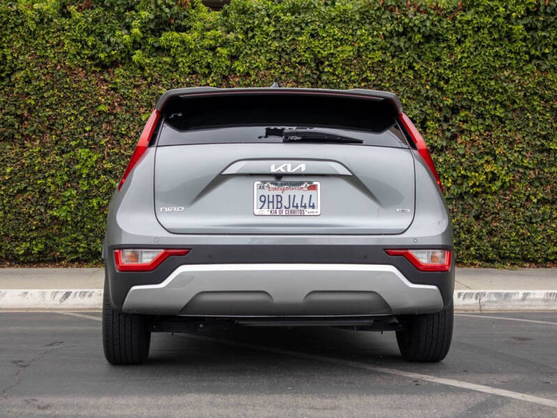 2023 Kia Niro EX