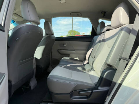 2017 Toyota Prius v