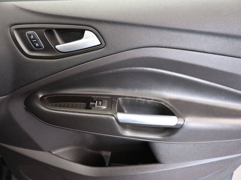 2017 Ford C-MAX Hybrid SE