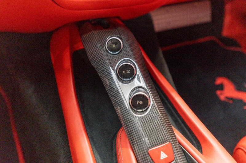 2015 Ferrari F12berlinetta