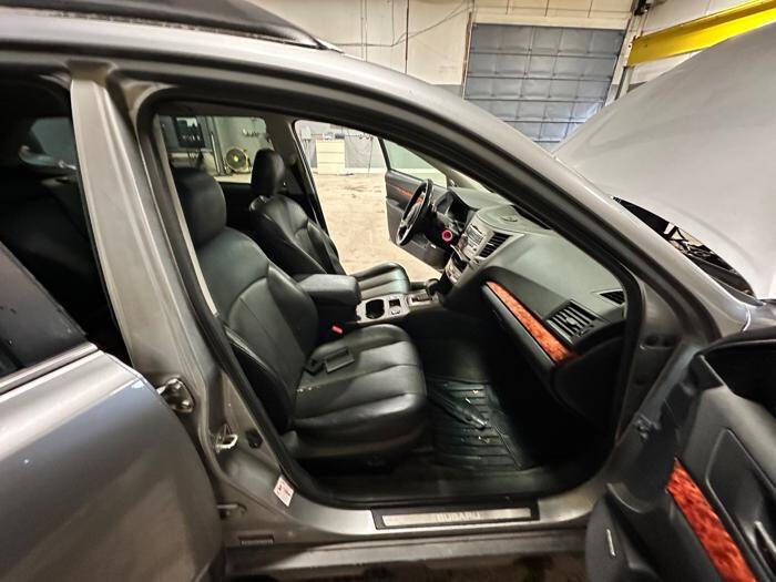 2011 Subaru Outback 2.5i Limited