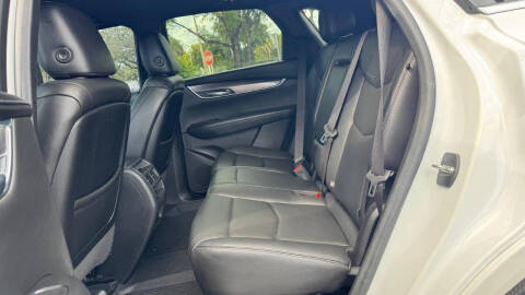 2020 Cadillac XT5 Luxury